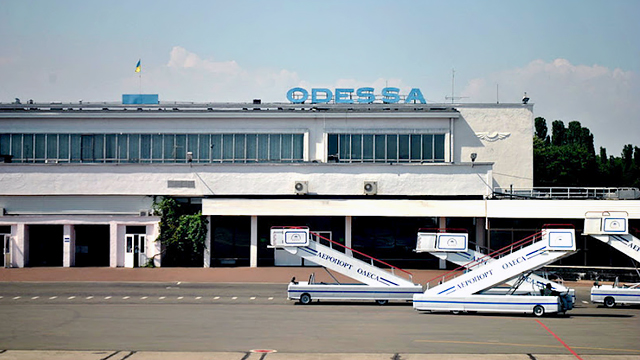 Саакашвили “Одесса” аэропортини ёпиб қўймоқчи