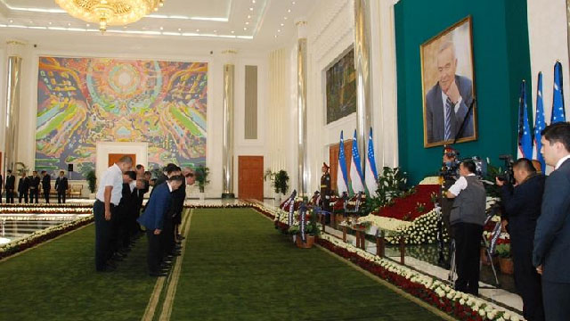 Олий Мажлис Сенатида Президент Ислом Каримов хотирланди