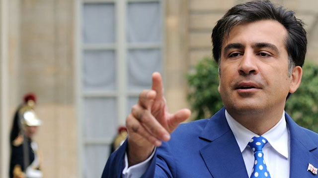 Саакашвили Украина ҳокимиятига келса, расмийларнинг ярмини ишдан олишга ваъда берди