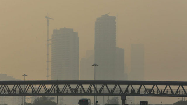 Пекин қуюқ туман ичида қолди