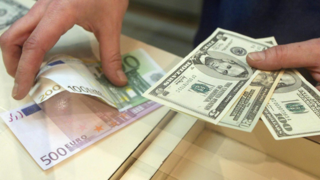 Марказий банк: Доллар кўтарилиб бормоқда, евро курси эса кескин ўсди