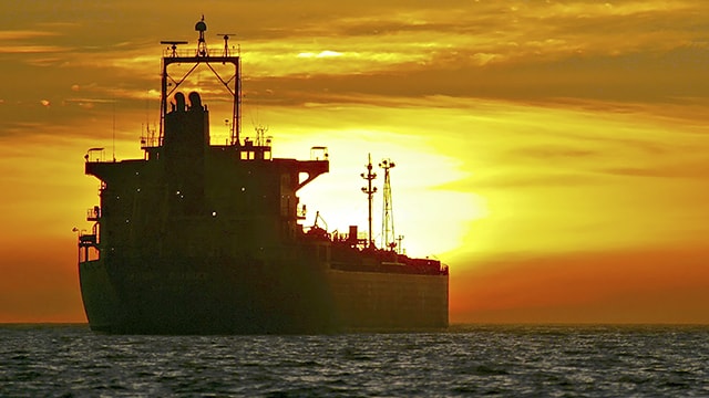 Малайзияга тегишли нефть танкери қароқчилар ҳужумига учради