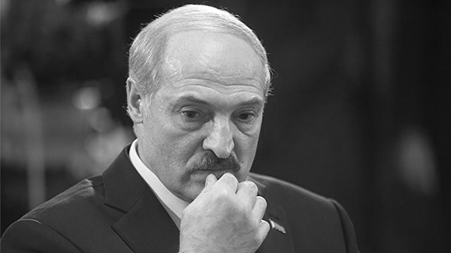 Лукашенко: “Ажойиб етакчи ҳаётдан кўз юмди”