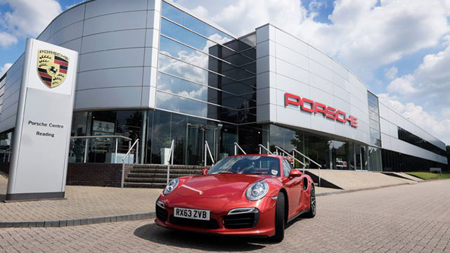 Porsche техник носозлик сабаб 16 мингта автоуловни қайтариб олмоқда