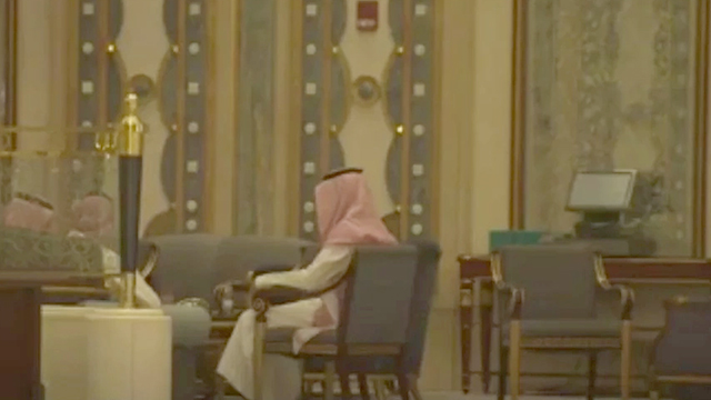 Фото: Саудия Арабистонида қўлга олинган шаҳзодалар “қамоқда” қандай яшашяпти? 