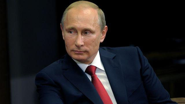 Путин қуроллар бўйича АҚШ билан муҳокамага тайёрлигини билдирди 