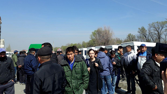 Фоторепортаж: Бишкекда ҳайдовчилар нега бош кўтармоқда? 