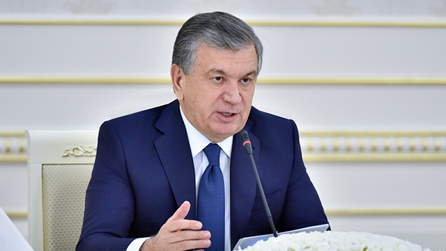Шавкат Мирзиёев танқидий руҳда видеоселектор йиғилиши ўтказди Шавкат Мирзиёев танқидий руҳда видеоселектор йиғилиши ўтказди